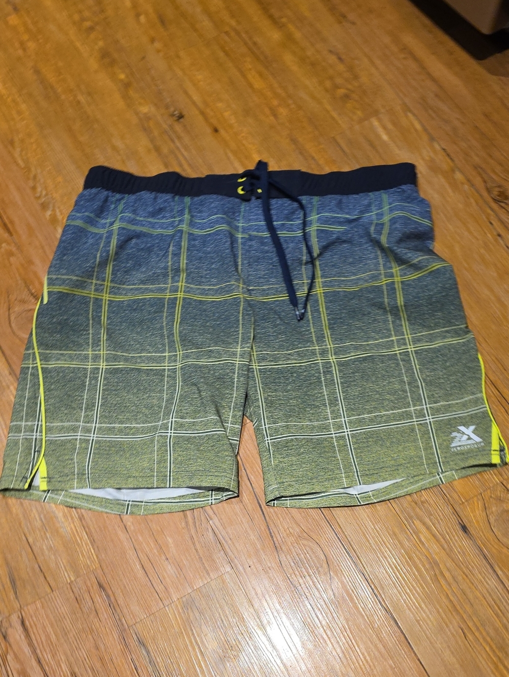 Xersion Men's Green Plaid Swim Shorts